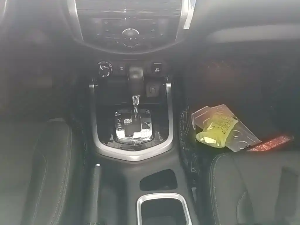 Nissan Terra 2018 2018 2.5L Automatic AWD Flagship