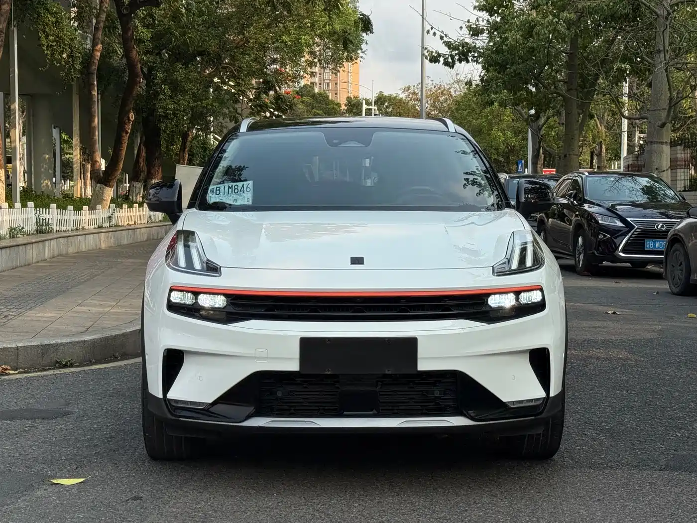 Lynk & Co 06 2020 1.5T Halo фото 2