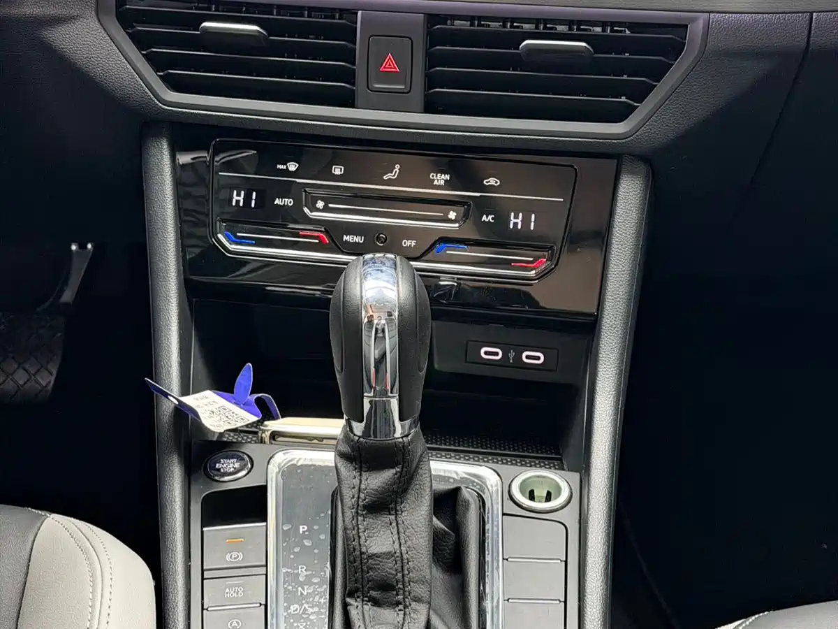 Volkswagen Bora 2023 280TSI DSG Prestige Edition фото 19