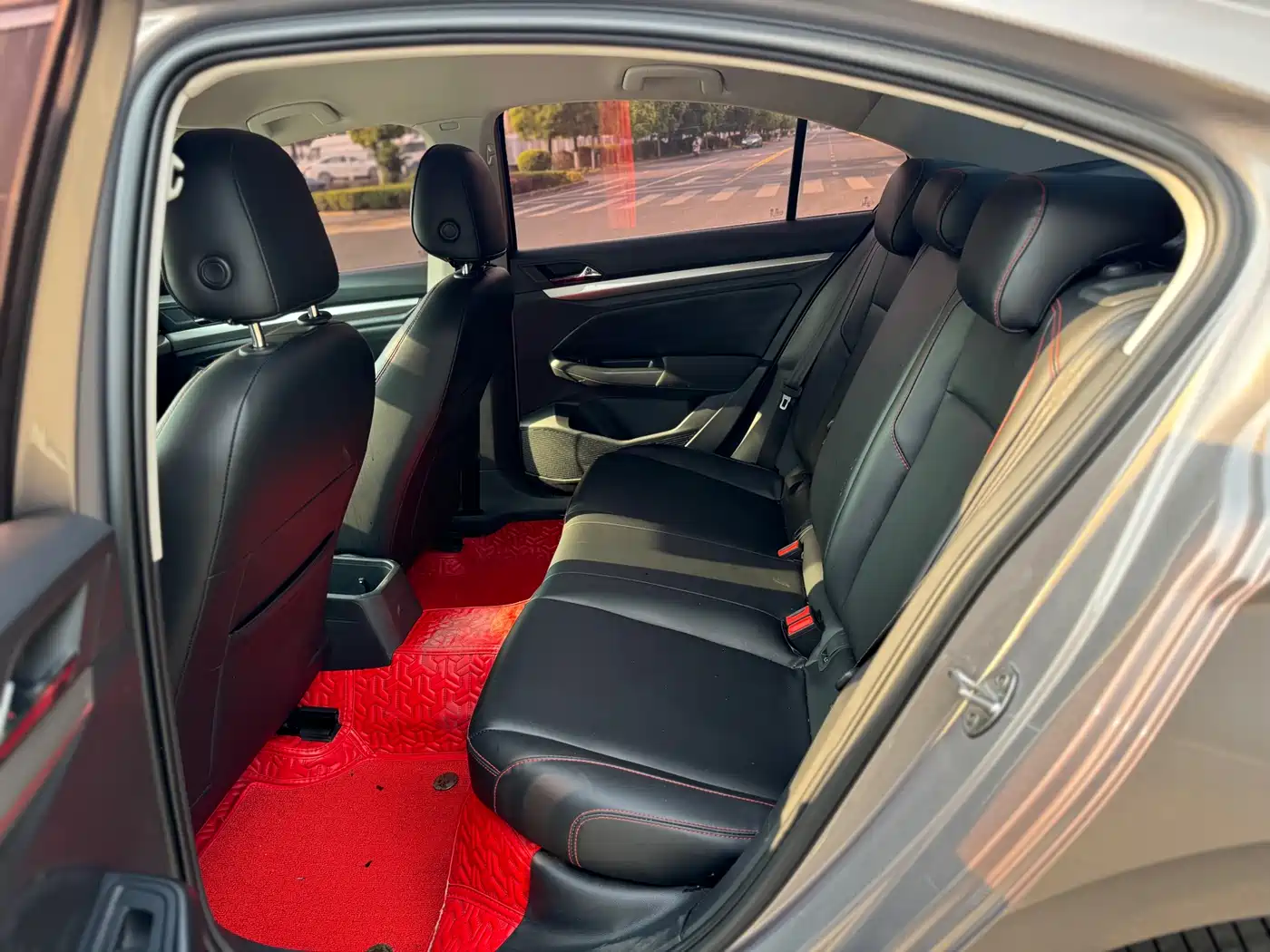 Volkswagen Bora 2019 1.5L Auto Fashion Model фото 8