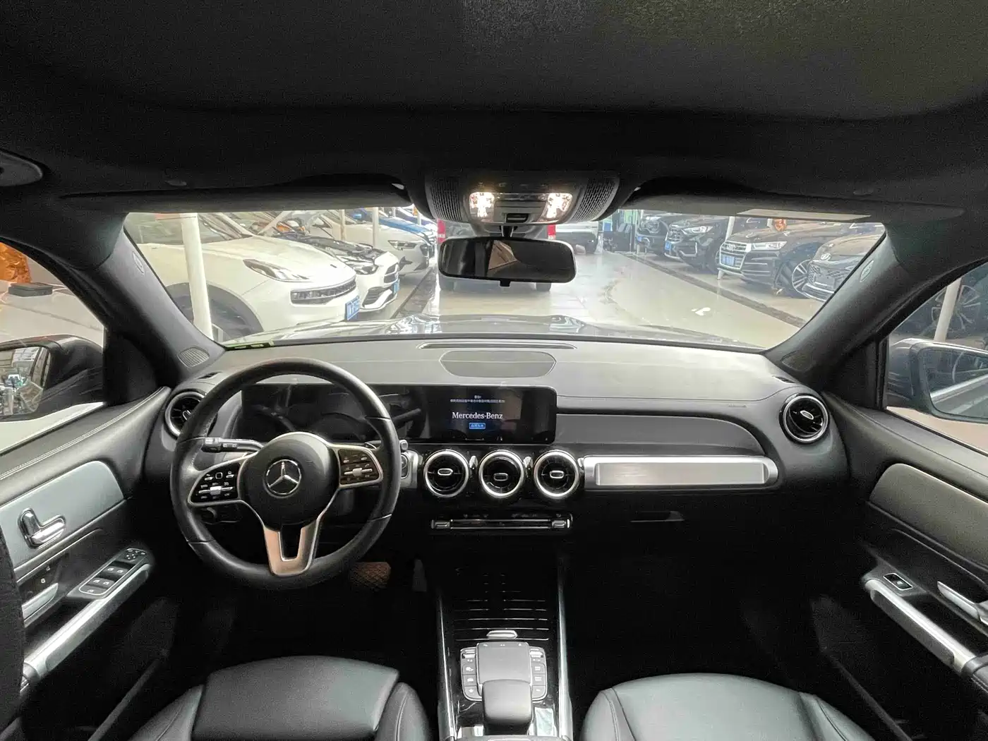 Mercedes-Benz GLB 2023 Facelift GLB 200 Dynamic фото 12