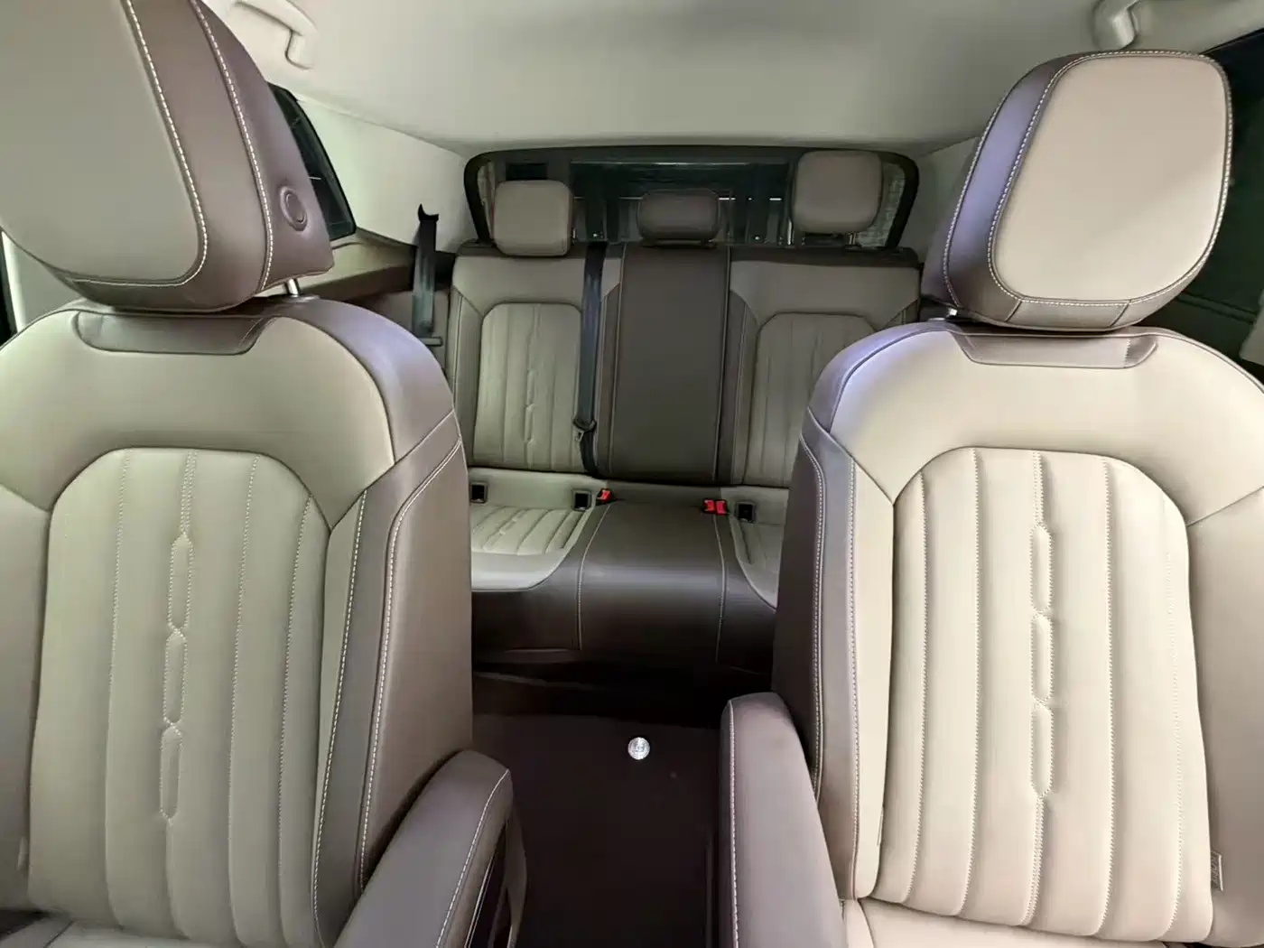 Volkswagen Viloran 2024 380TSI Prestige Edition фото 17