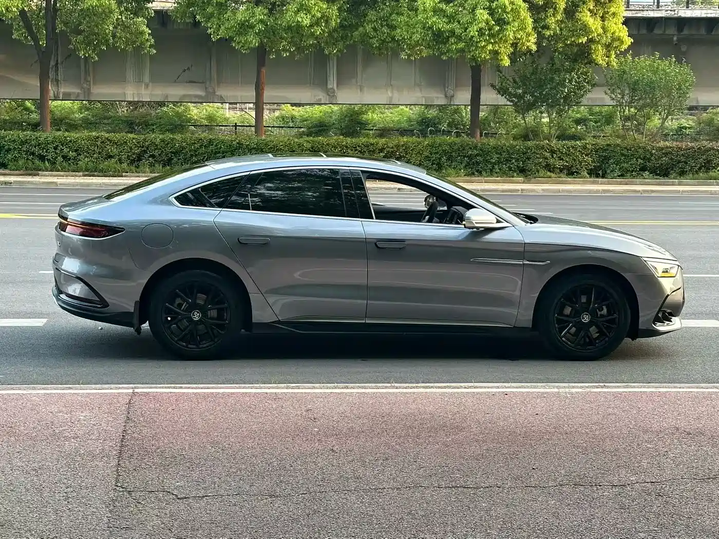 BYD HAN