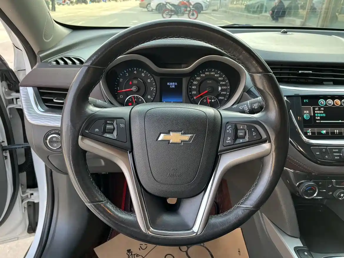 Chevrolet Malibu 2016 1.6T Automatic Luxury Edition фото 8