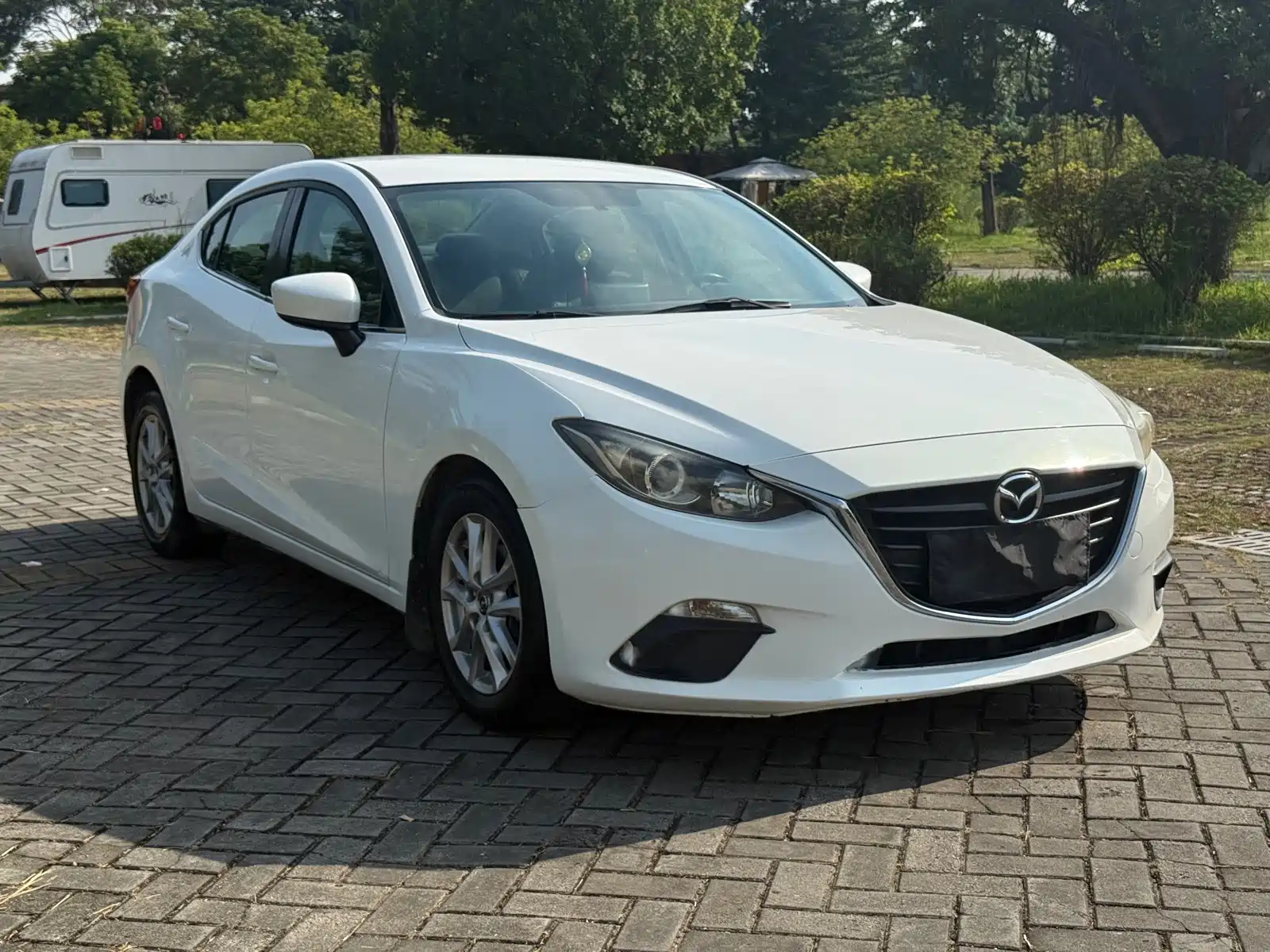 Фото 3 - Mazda Mazda 3