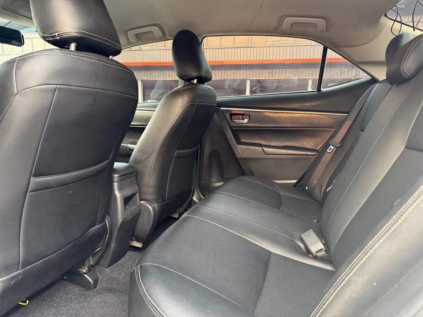 Toyota Corolla 2014 1.6L CVT GL фото 11