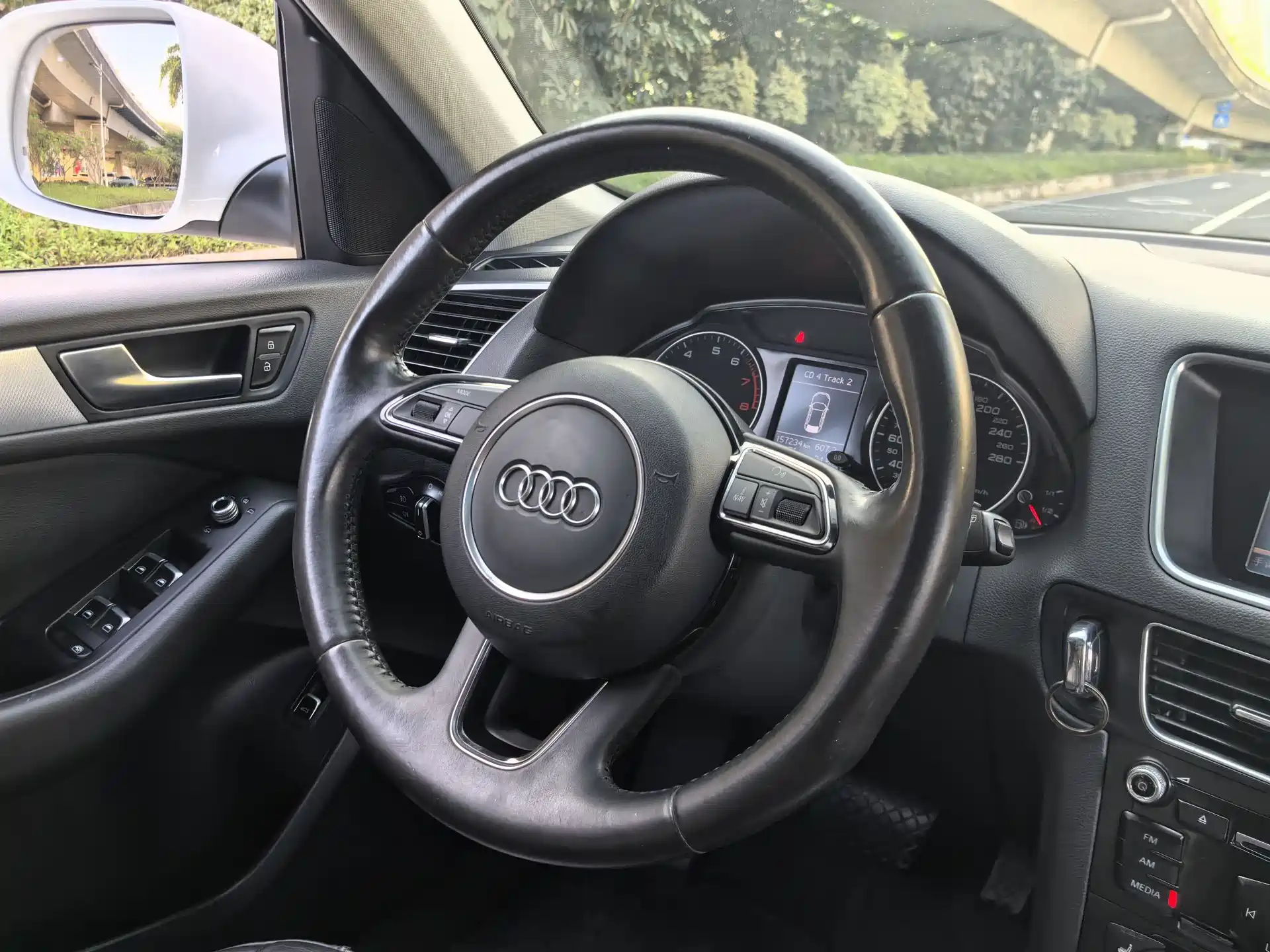Фото 21 - Audi Q5
