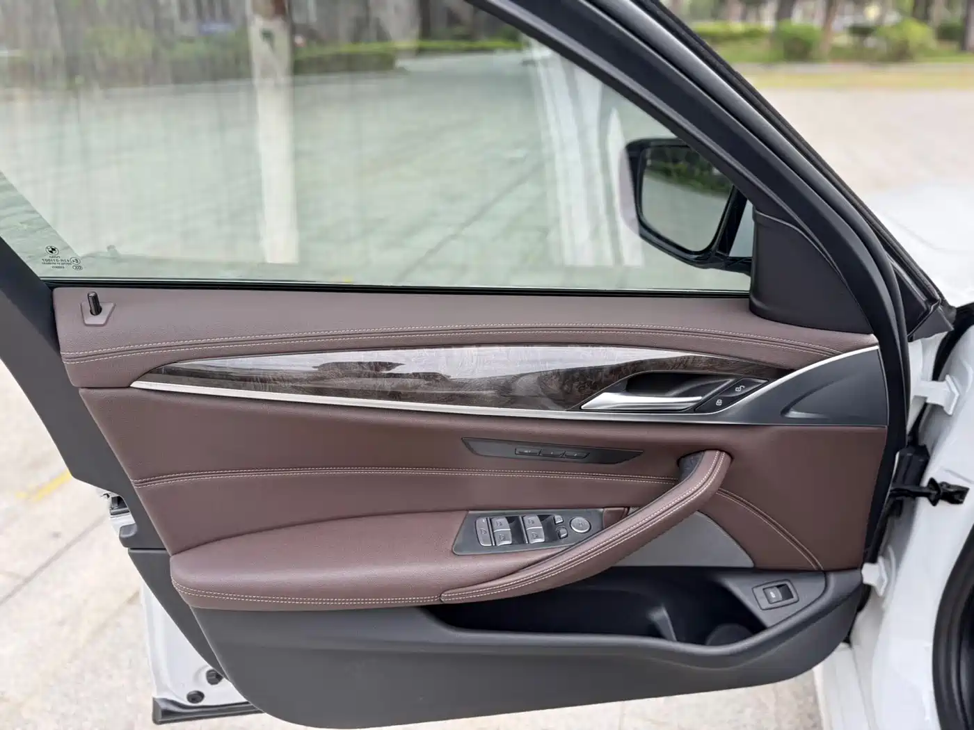 BMW 5 Series 2021 525Li Luxury Package фото 4