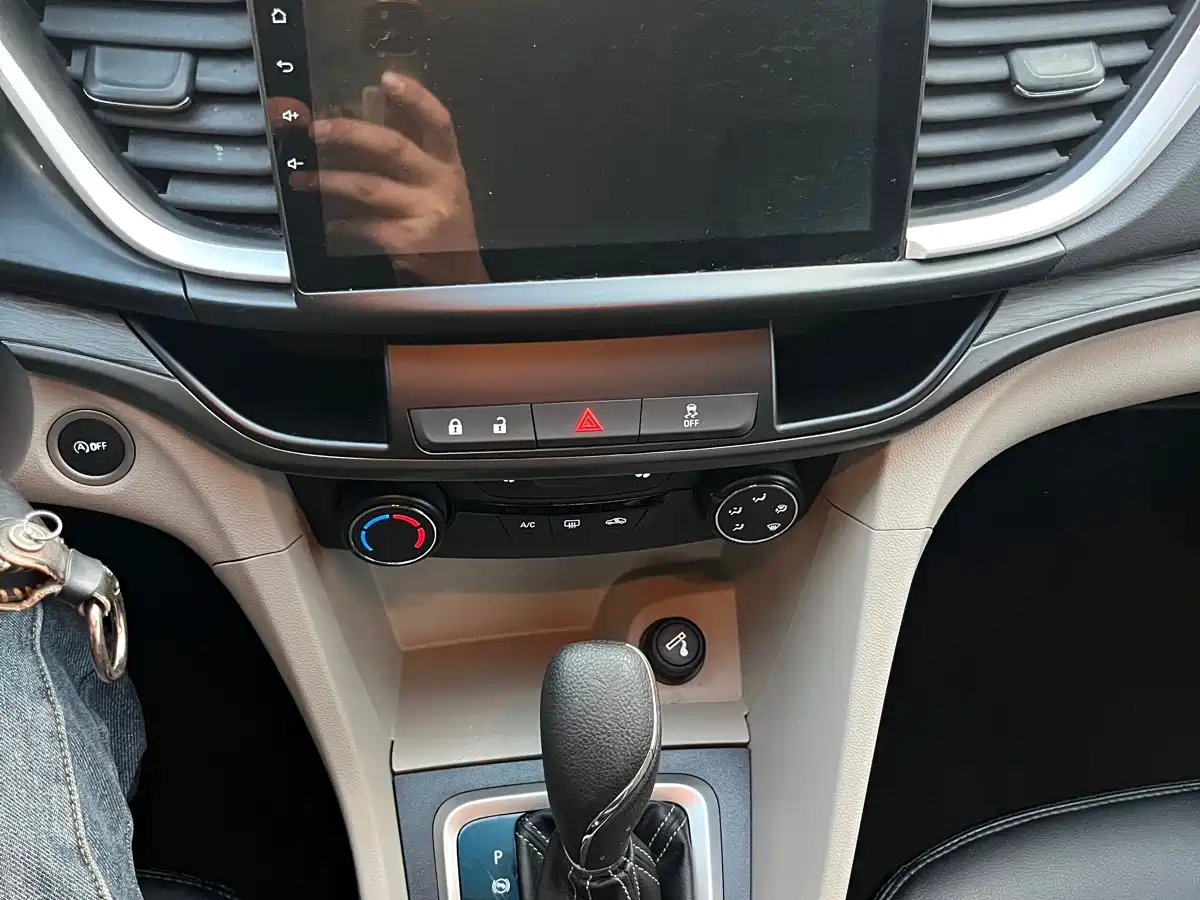 Buick Excelle 2016 15N Automatic Progressive фото 16