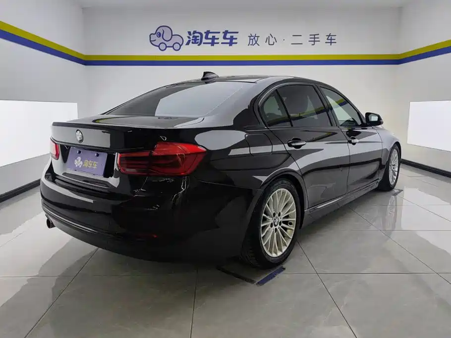 Фото 3 - BMW 3 Series