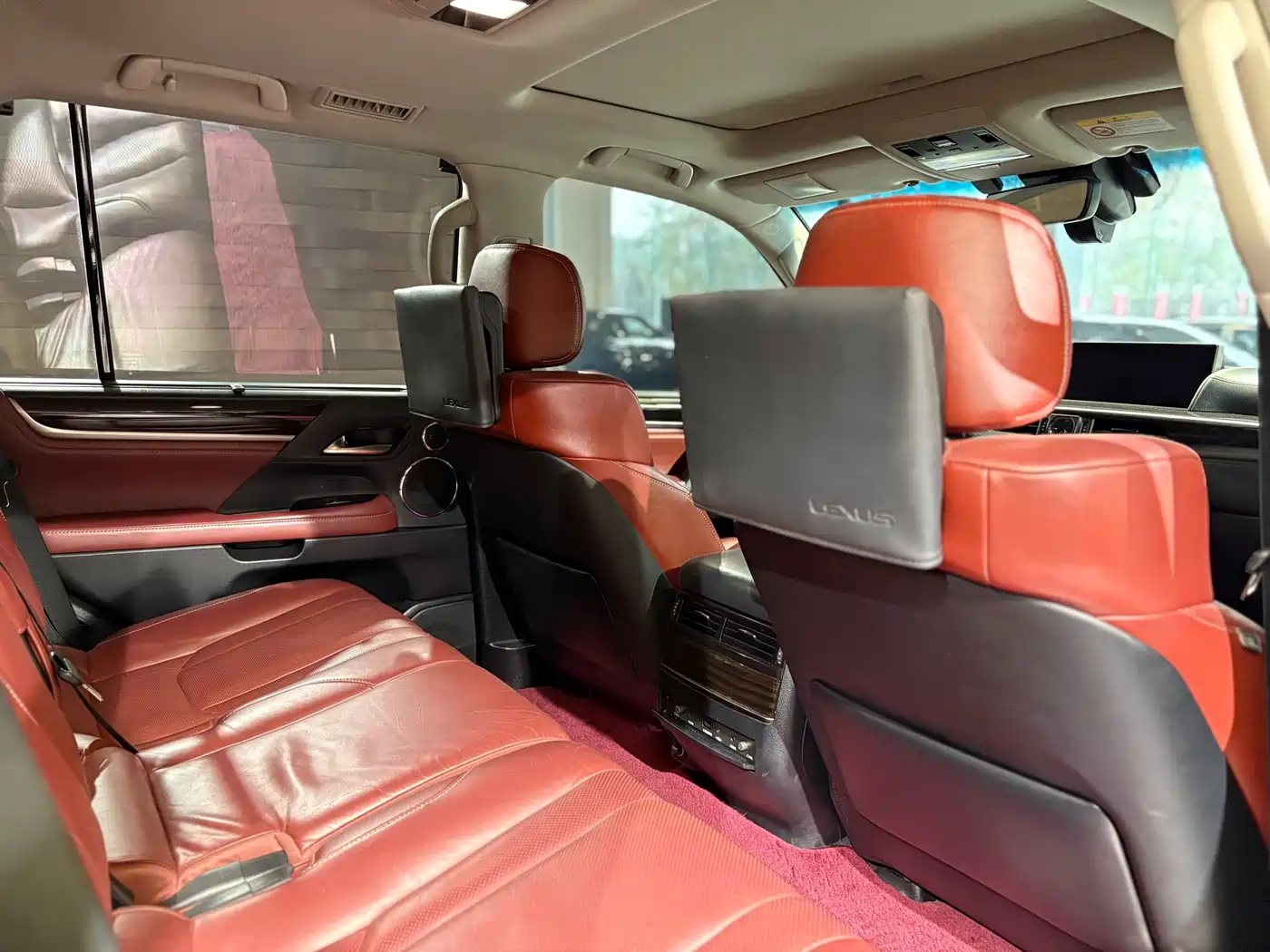 Lexus LX 2017 570 Prestige Luxury фото 16