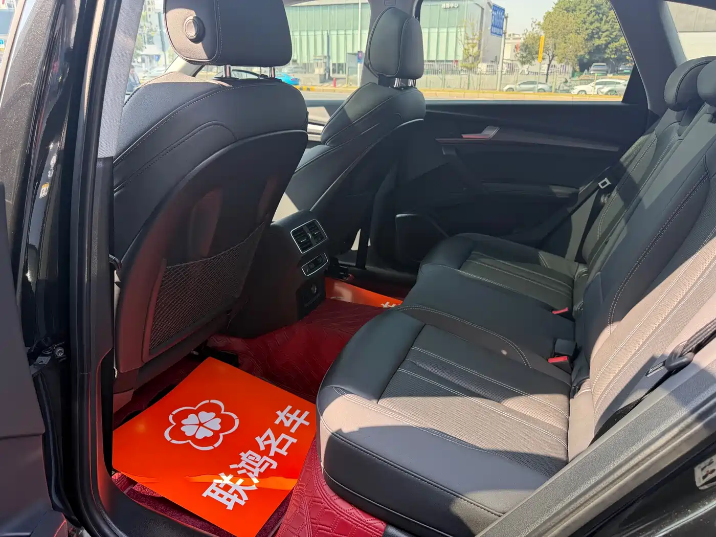 Audi Q5L 2022 40T Luxury Dynamic фото 5