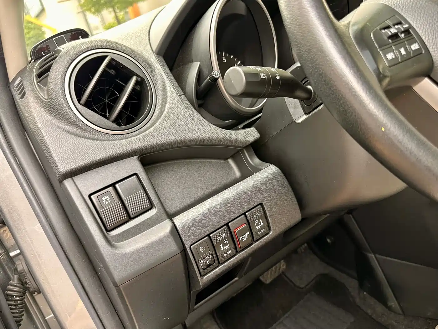 Mazda Mazda5 2016 2013 2.0L Automatic Luxury