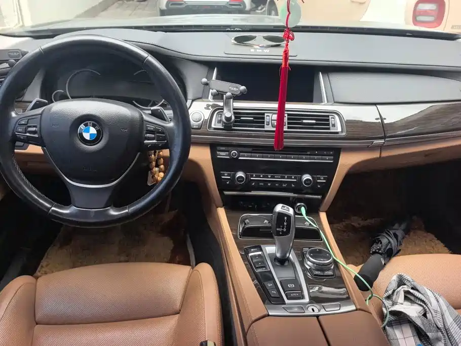 BMW 7 Series 2014 2013 Model 740Li xDrive