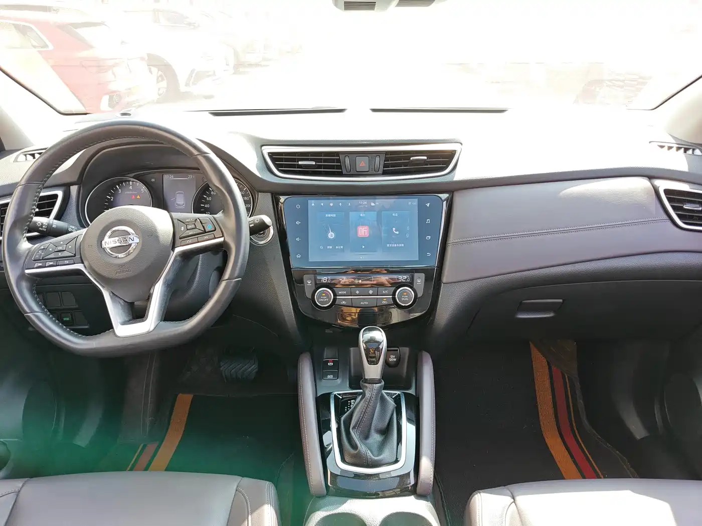 Фото 12 - Nissan Qashqai
