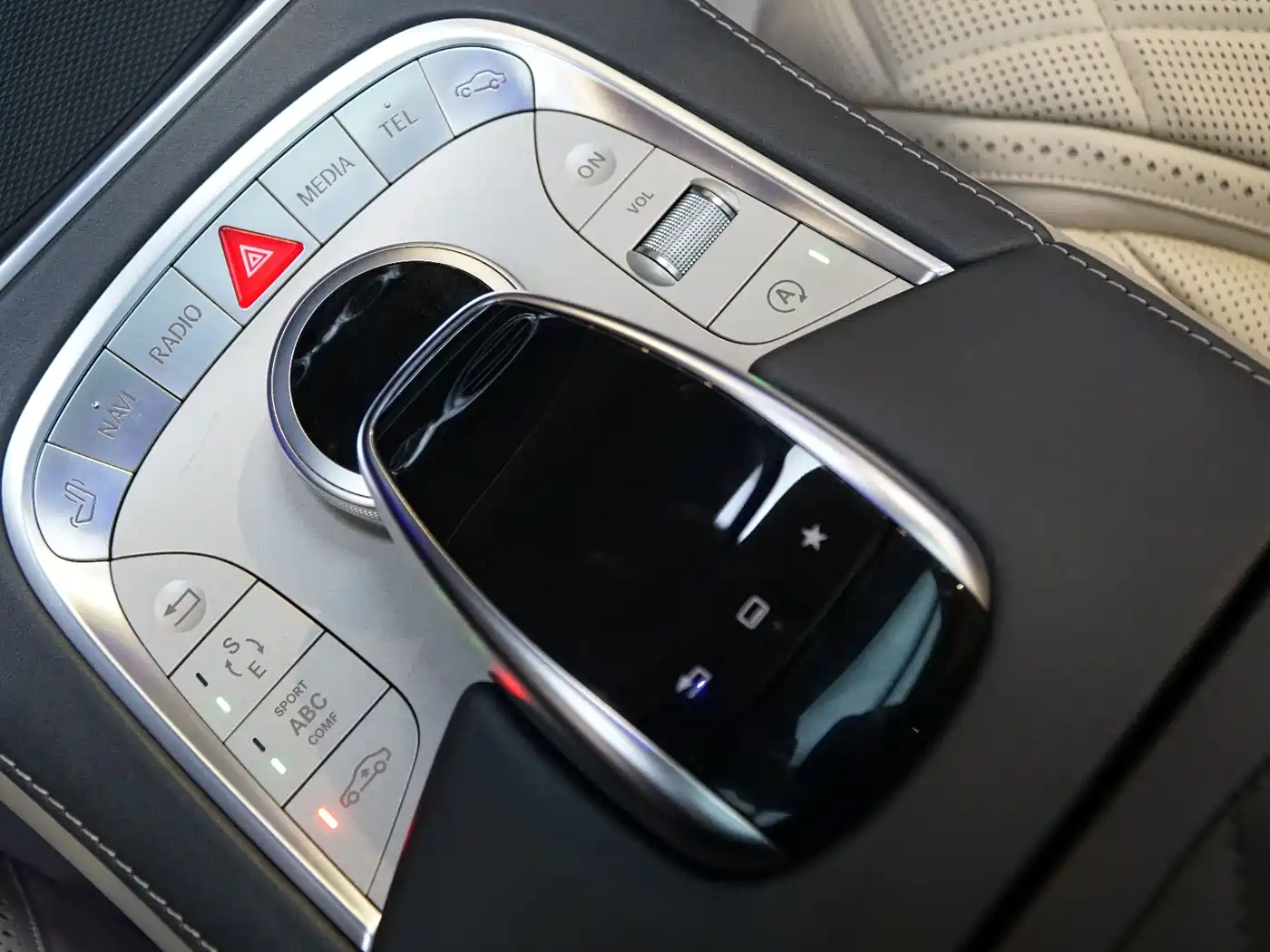 Mercedes-Benz Maybach S-Class 2015 S 600 фото 19