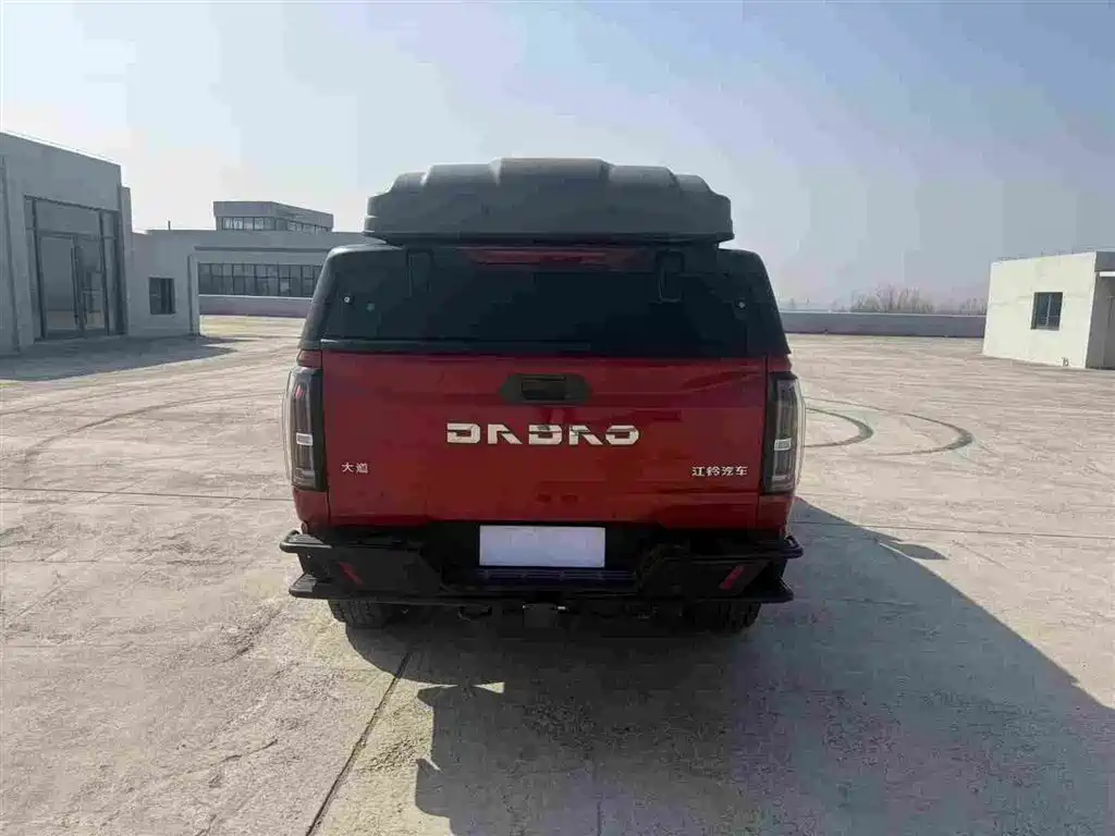 Jiangling Dadao 2025 2024 Explorer 2.3T Diesel Automatic 4WD Extreme Edition