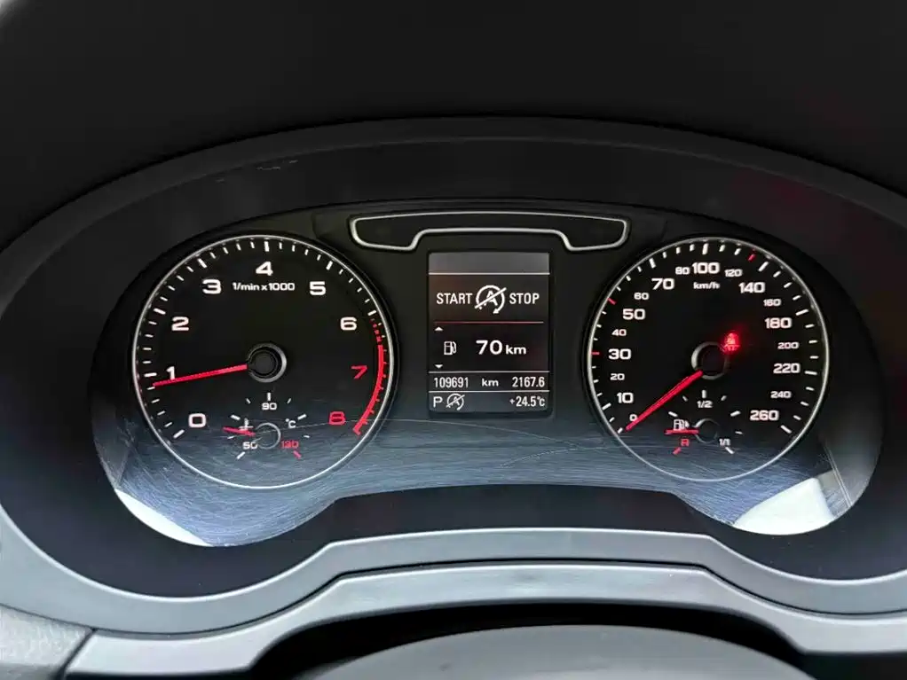 Audi Q3 2013 35 TFSI quattro Technology фото 8