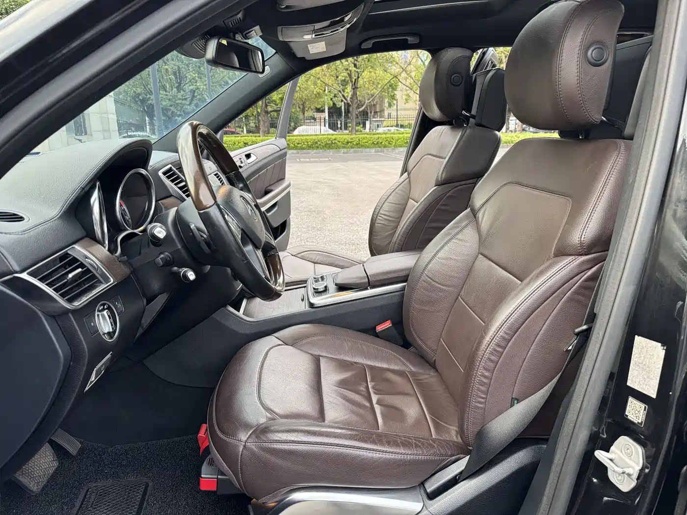 Mercedes-Benz GL-Class 2013 GL 500 4MATIC фото 9
