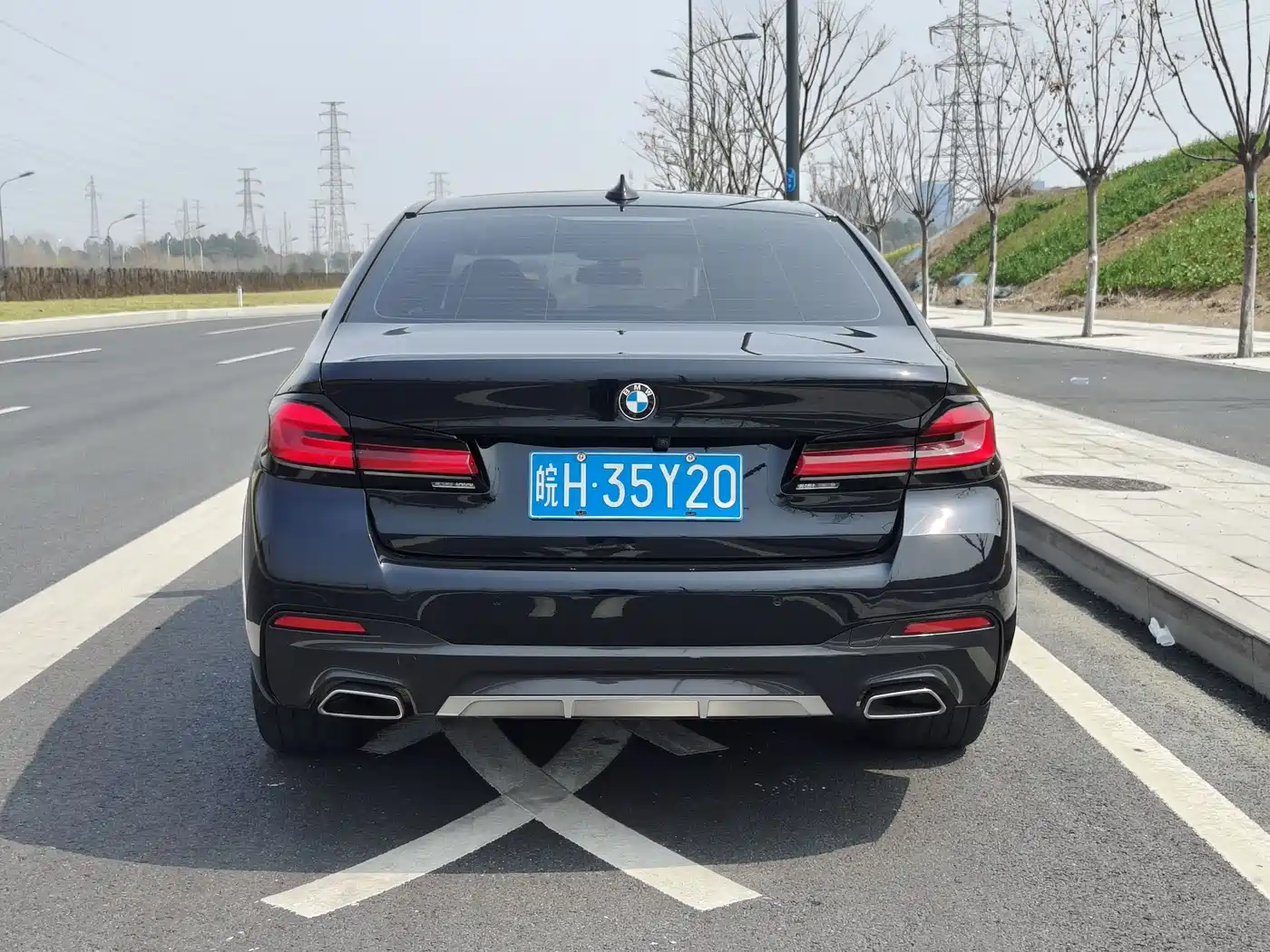 BMW 5 Series 2023 530Li Leading M Sport Package фото 14