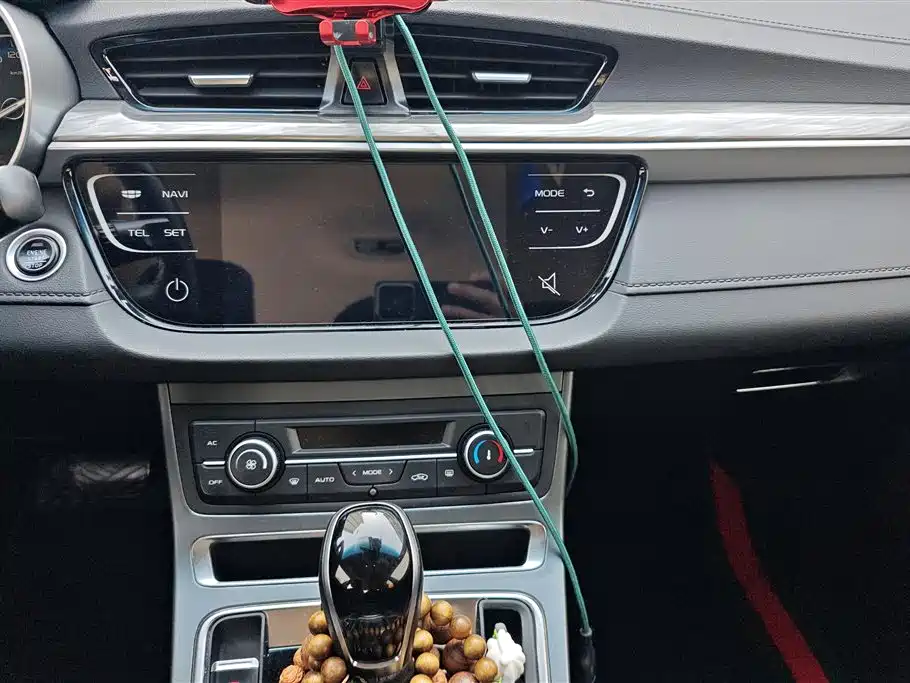 GEELY AUTOMOBILE EMGRAND