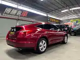 Фото 7 - Honda Crosstour
