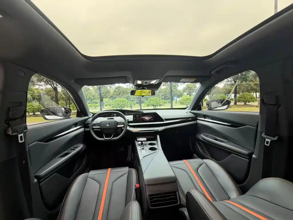 Changan UNI-V 2025 2024 1.5T Premium