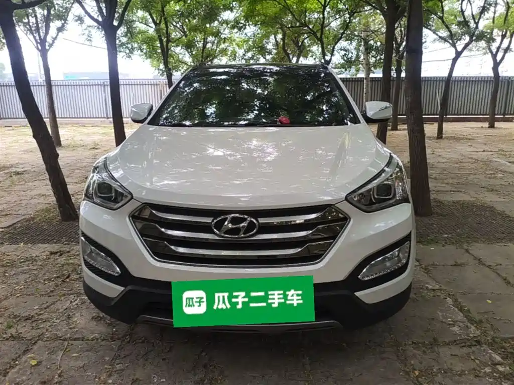 Hyundai Santa Fe 2015 2.0T Automatic 2WD Smart 5-Seater фото 5