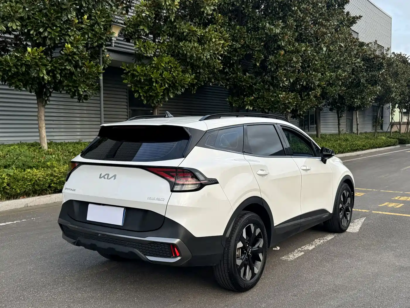 Kia Sportage 2024 2023 2.0T 2WD Premium Edition