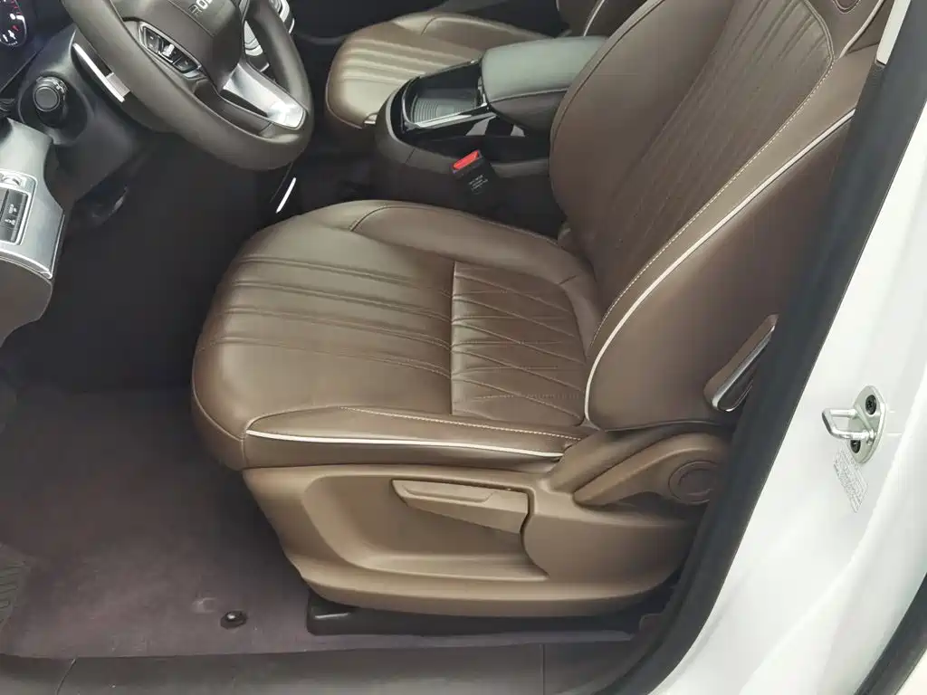 Roewe iMAX8, миниатюра 20