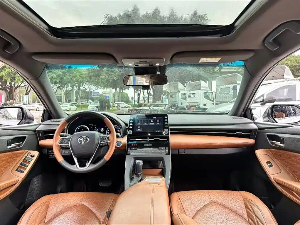Toyota Avalon 2019 Hybrid 2.5L XLE Premium Edition China VI фото 11