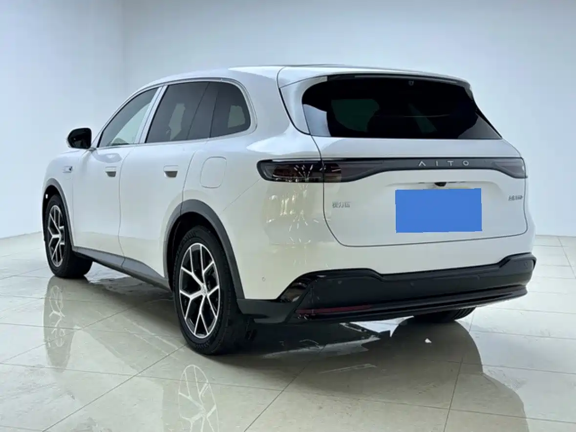 AITO Wenjie AITO M6 2026