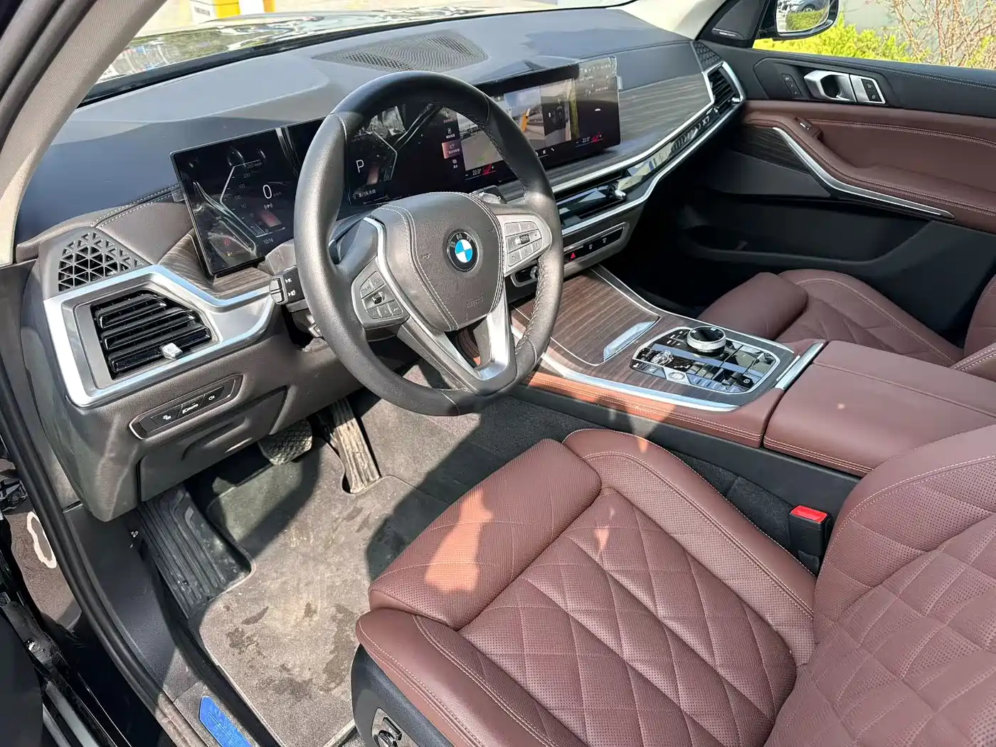 BMW X7 2023 xDrive40i Leading Luxury Package фото 4