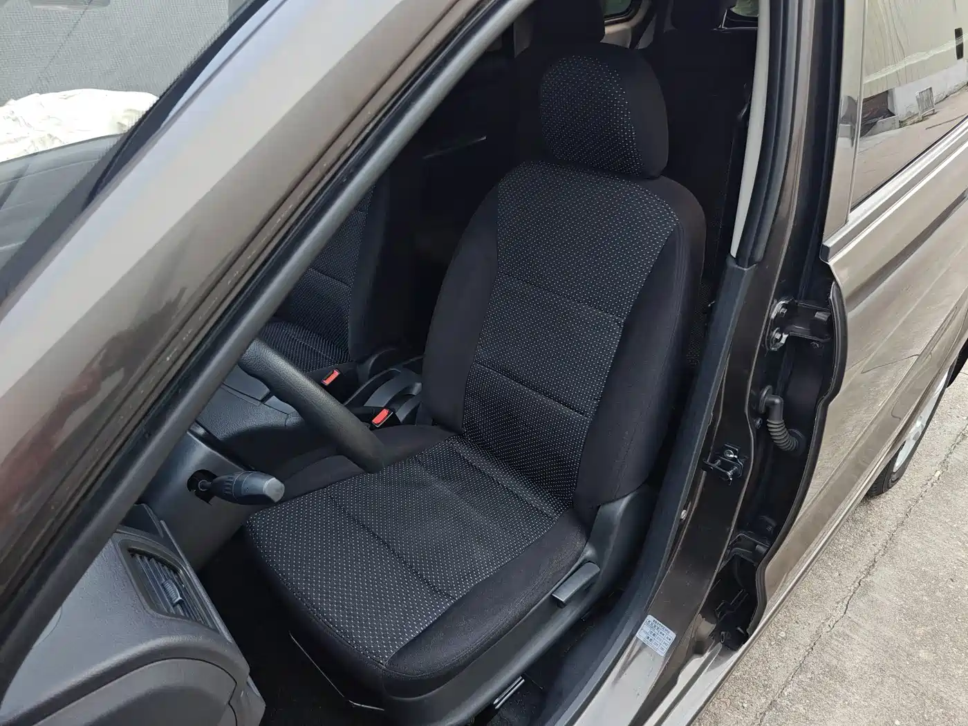 Dongfeng Fengguang Fengguang 330 2017 2017 Model 1.5L Manual Practical Type II DK15