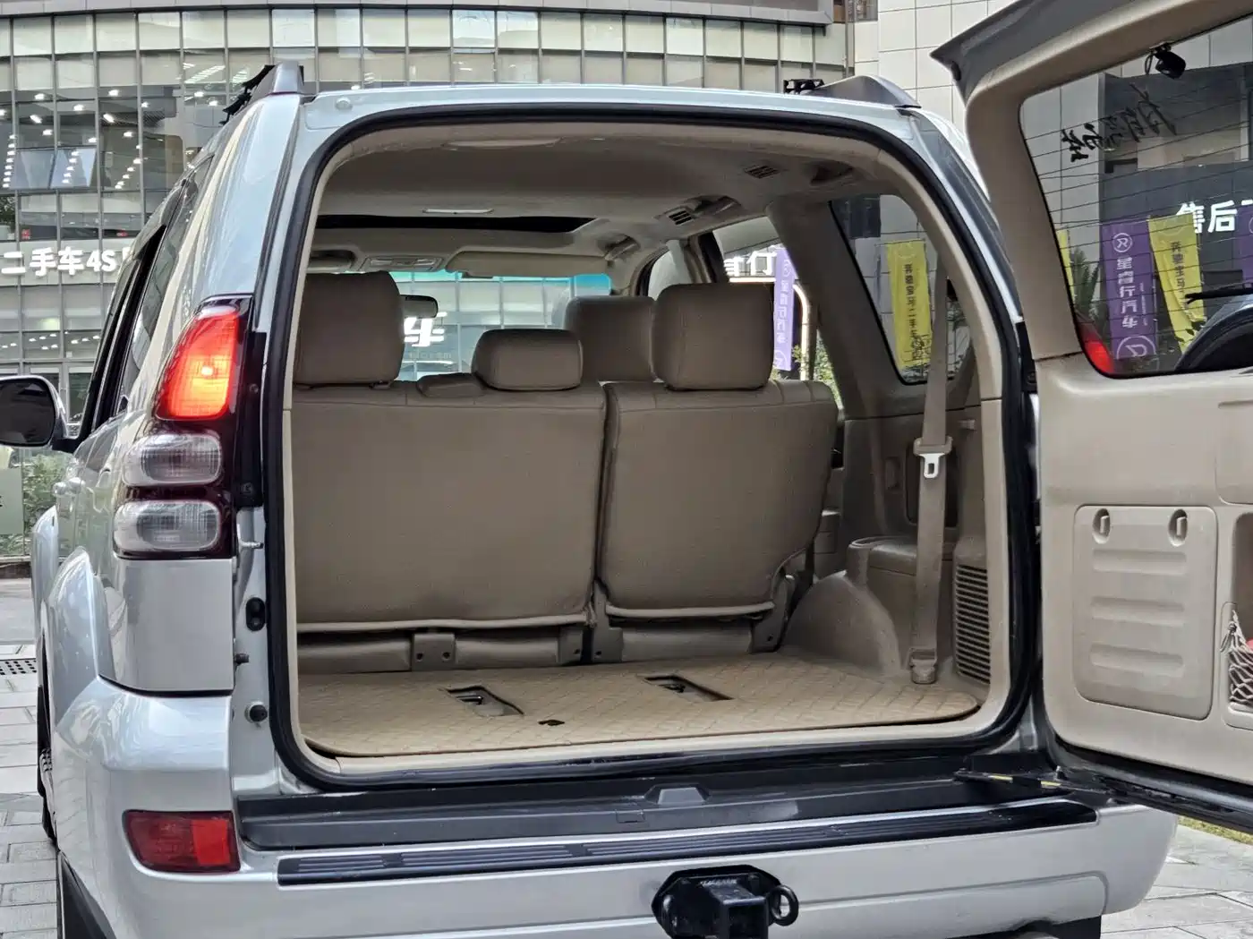 Toyota Prado (Import) 2004 VX 4.0 фото 21