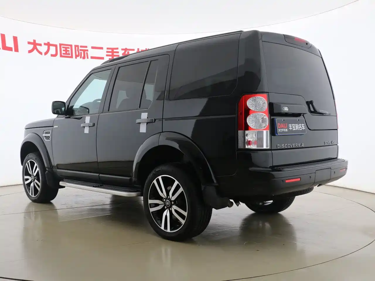 Land Rover Discovery 2013 3.0 SDV6 HSE Diesel фото 15
