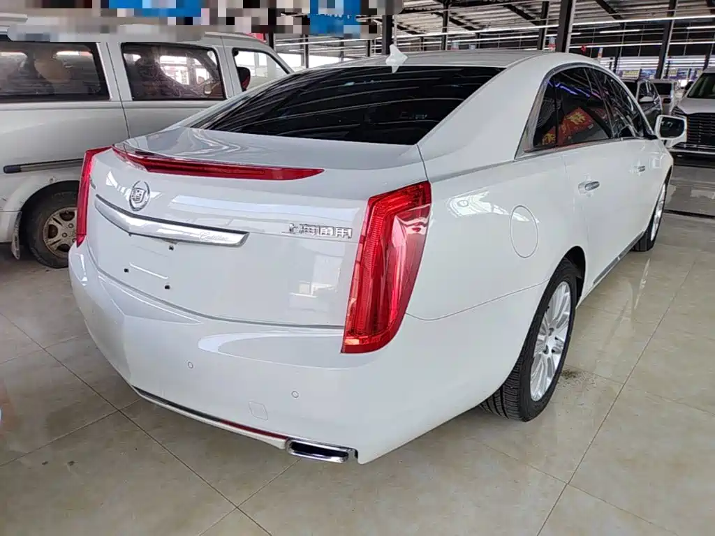 Photo 7 - Cadillac XTS