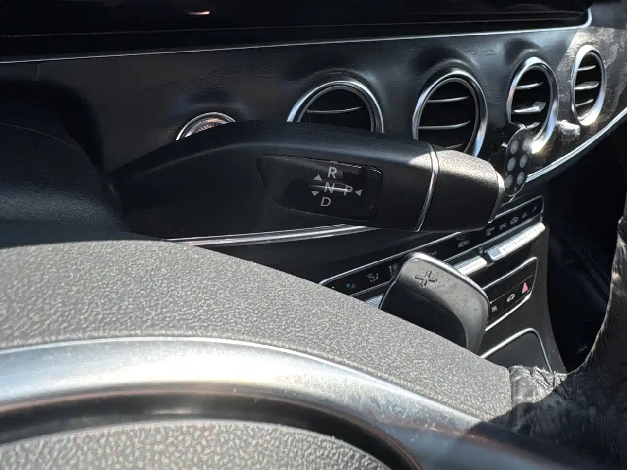 Mercedes-Benz E-Class 2018 Facelift E 300 L Sport Fashion фото 14