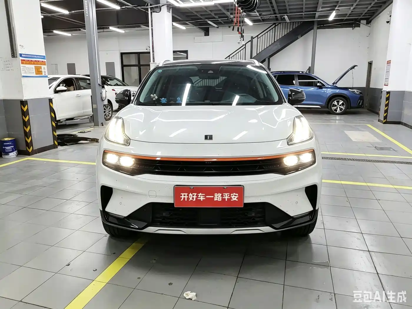 Lynk & Co 06 2020 1.5T Halo фото 3