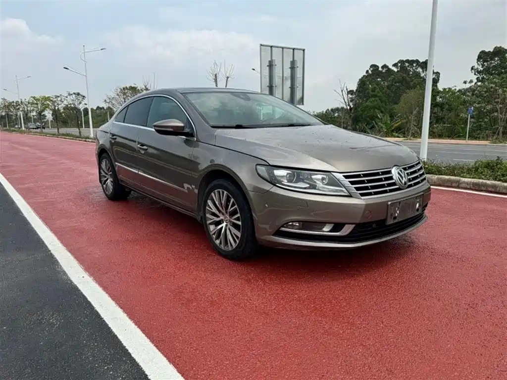 Volkswagen FAW-Volkswagen CC 2013 2.0TSI Ultimate фото 3