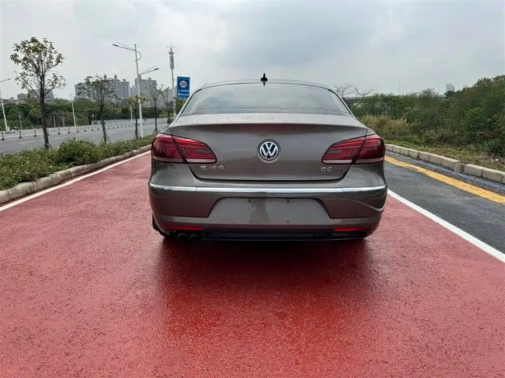Volkswagen FAW-Volkswagen CC 2013 2.0TSI Ultimate фото 5