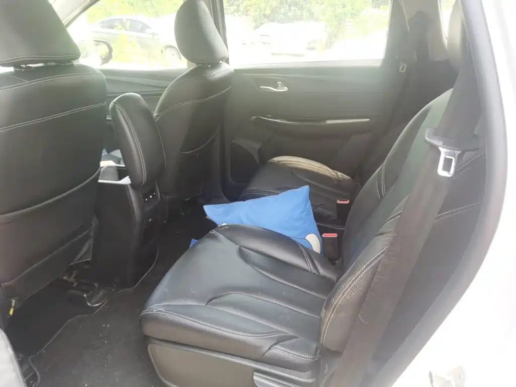 Baojun 730 2020 2019 1.5L Manual Fashion Edition 7-Seater China VI