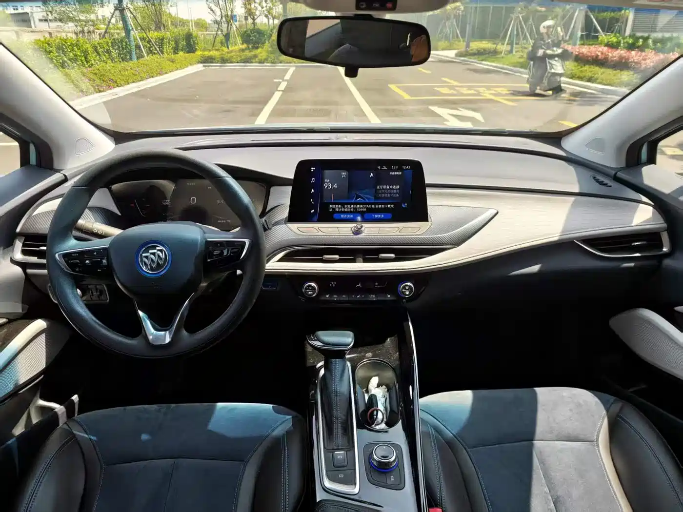 BUICK SLIGHTLY BLUE 6