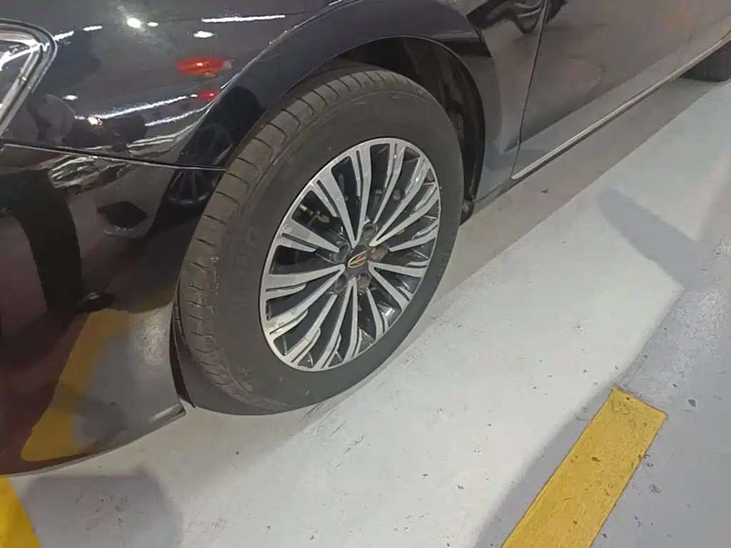 Hongqi H7 2020 2019 1.8T Comfort Edition