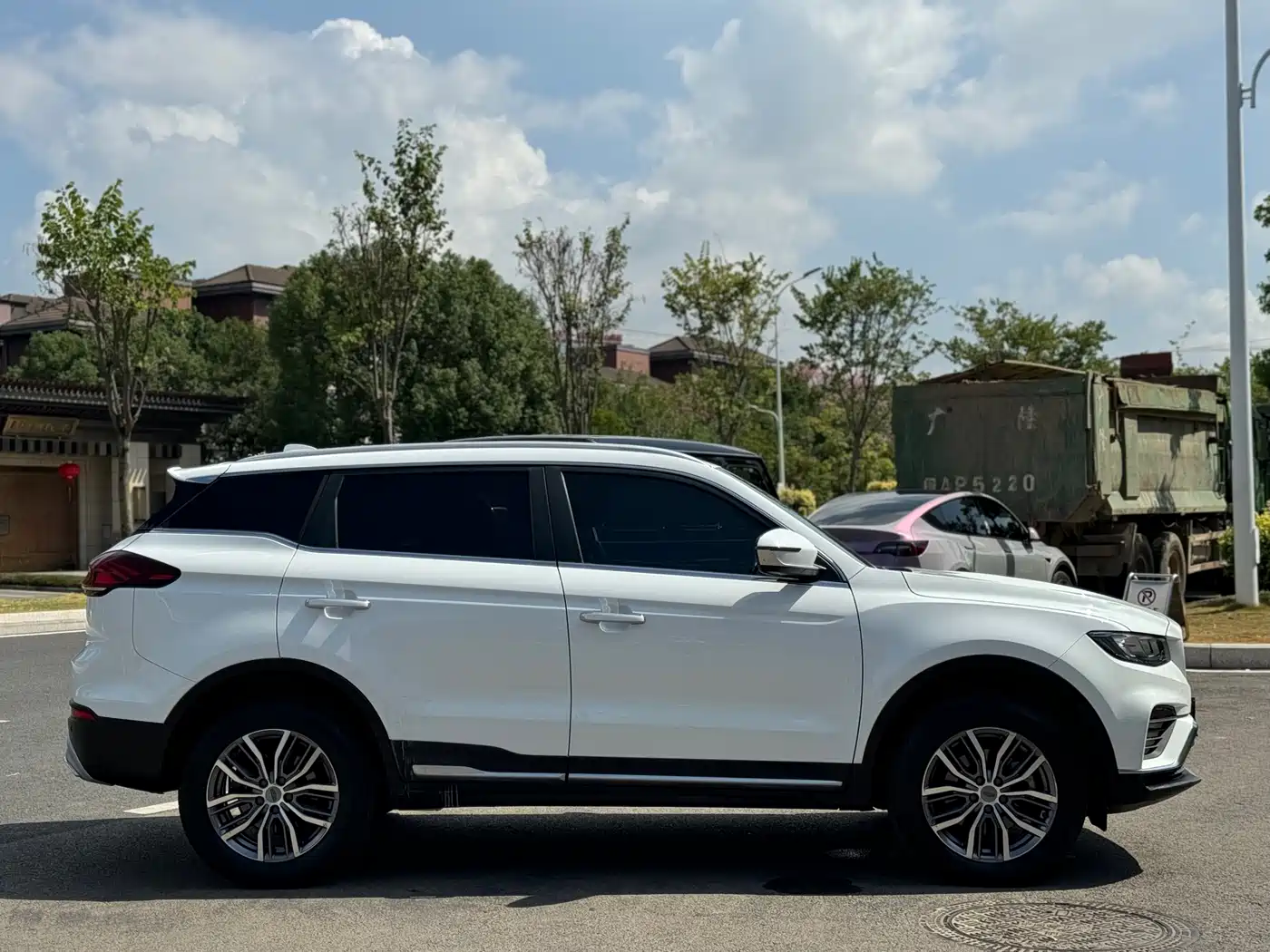 GEELY AUTOMOBILE BOYUE