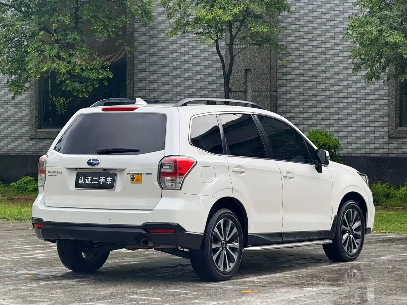 SUBARU FORESTER