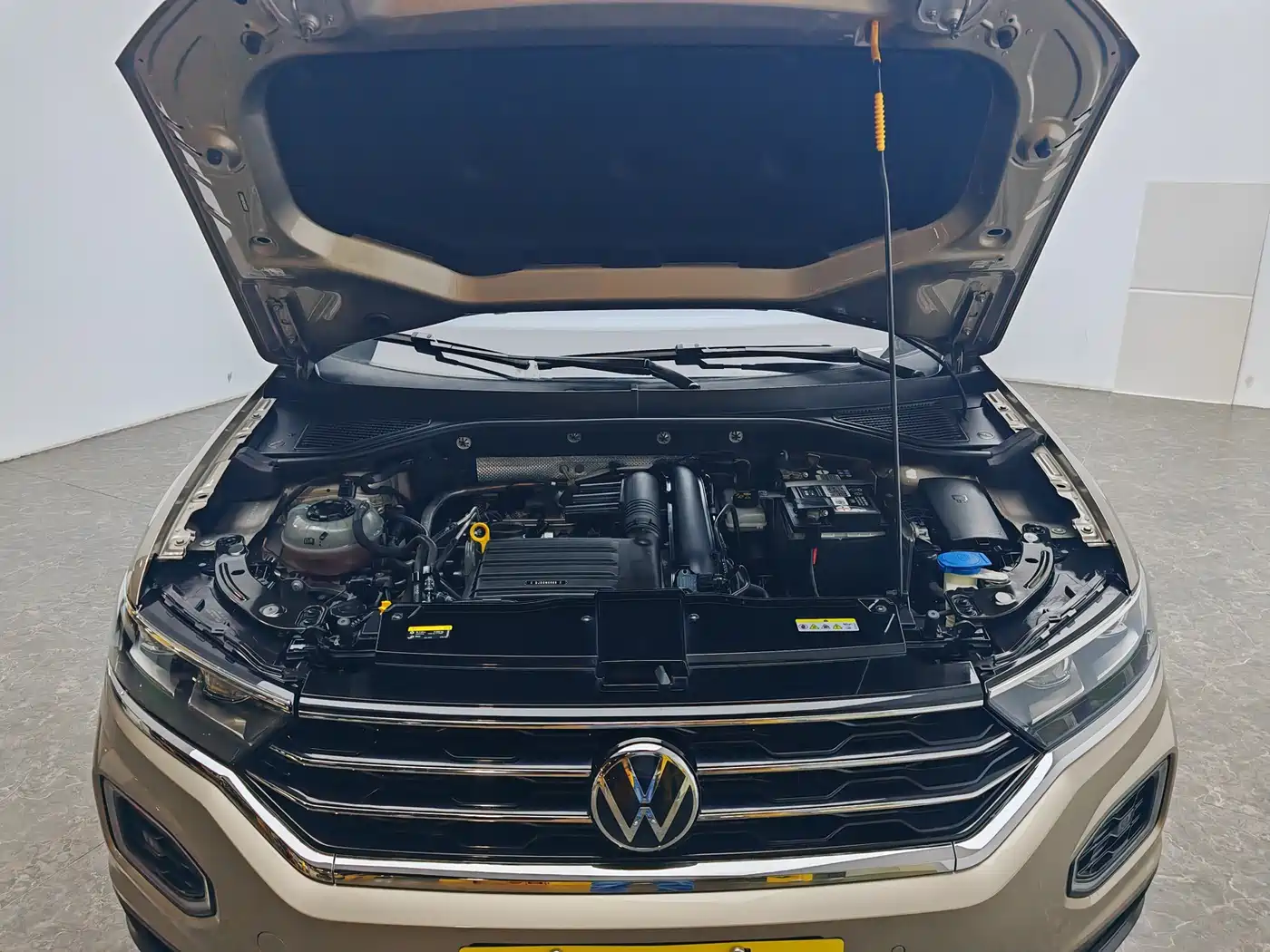 VOLKSWAGEN T ROC EXPLORING SONGS