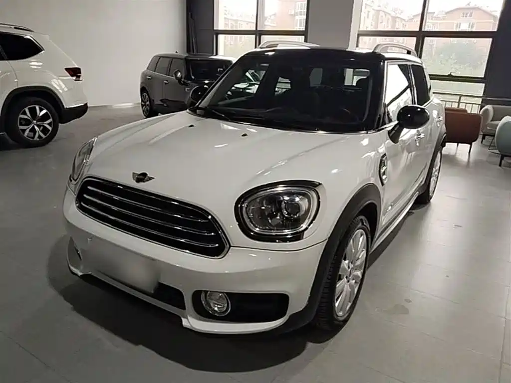 MINI COUNTRYMAN 2017 — пригон из Китая