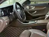 Фото 4 - Mercedes-Benz E-Class