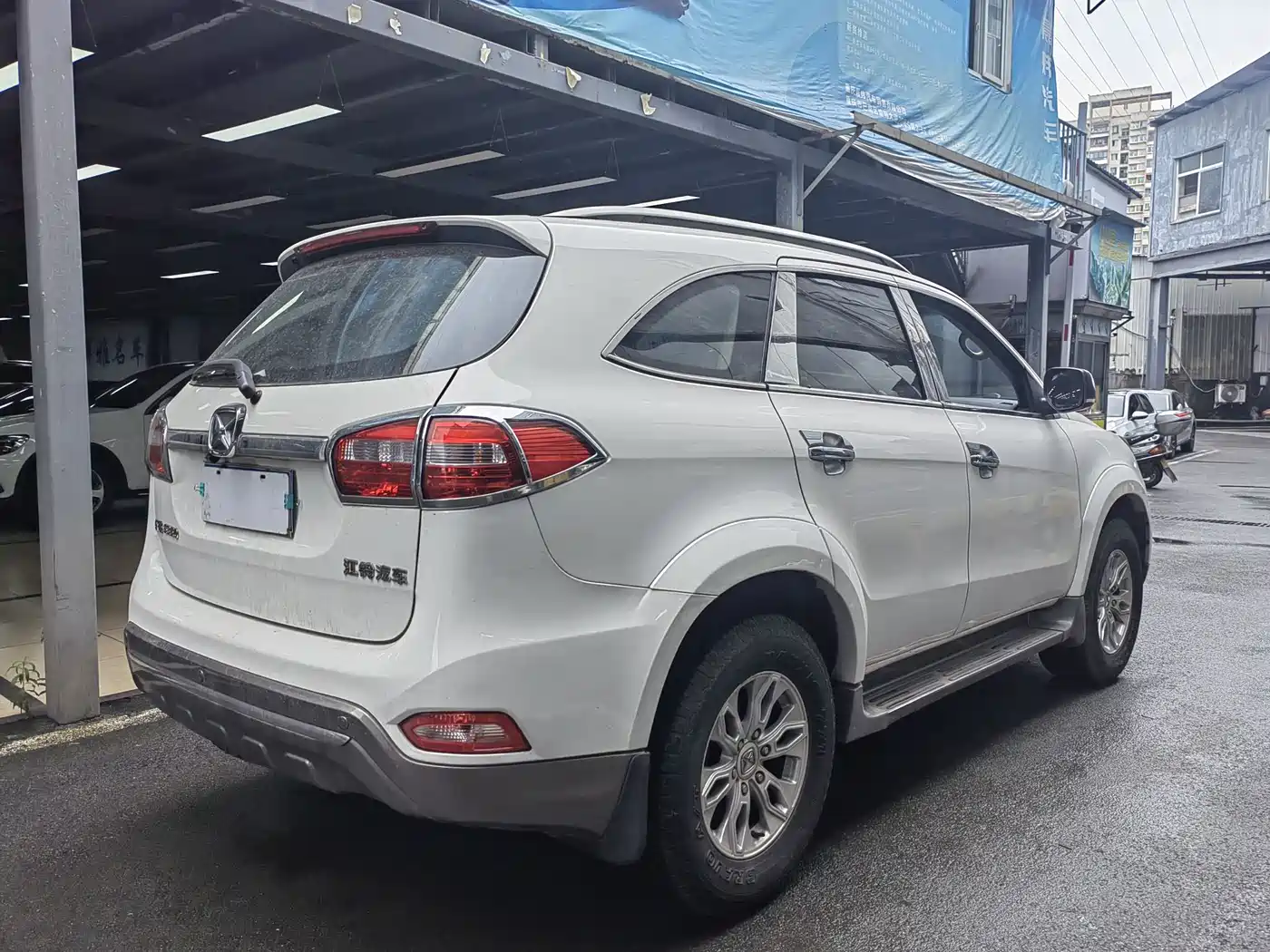 Jiangling Yusheng S350 2015 2013 2.4T Automatic 2WD Diesel Premium Luxury 5-seater